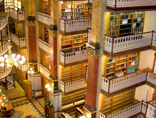 Inside the Iowa State Capitol law library.  